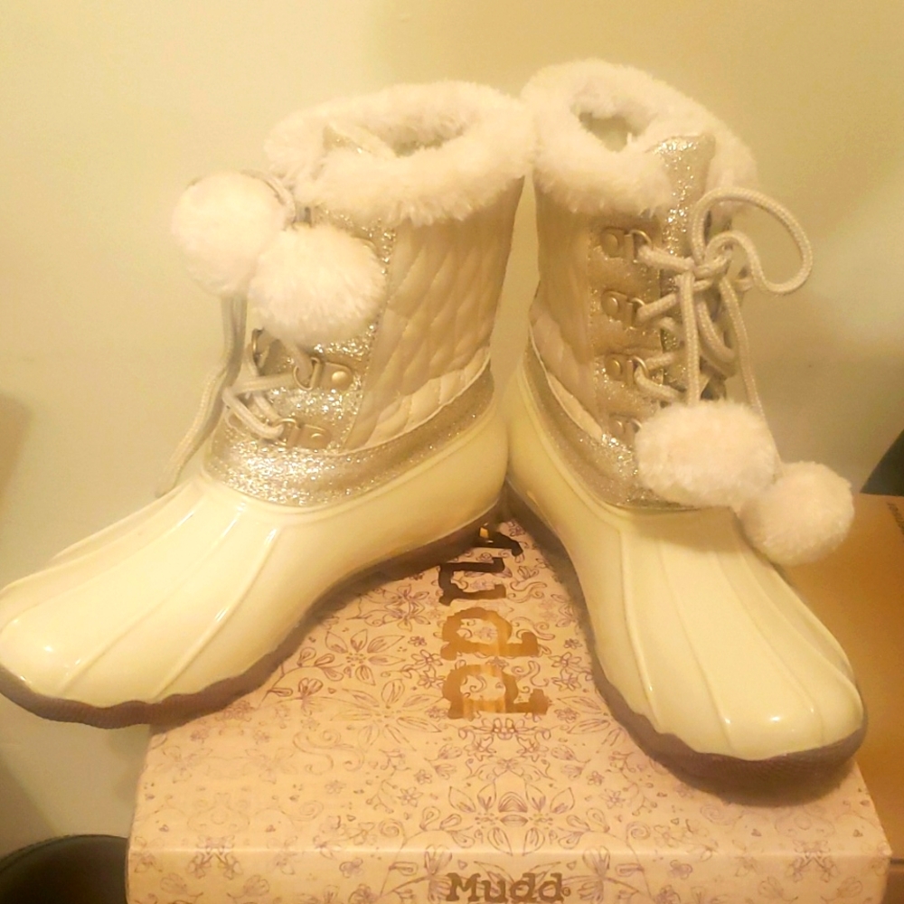 Snow Boots
